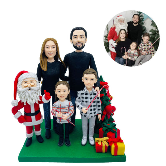 A Family Of  Custom Bobblehead With Christmas decoration